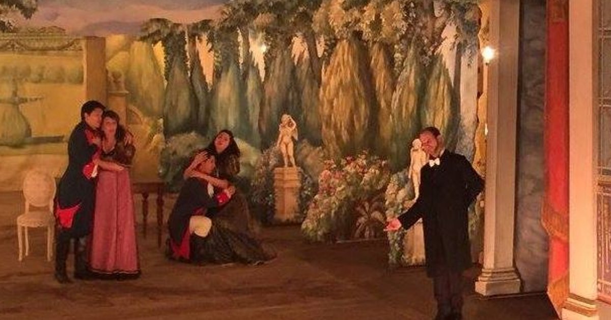 Mozarts Così fan tutte bei den Burgfestspielen Burgstadt Eppstein